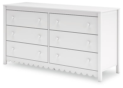 Hallityn Six Drawer Dresser