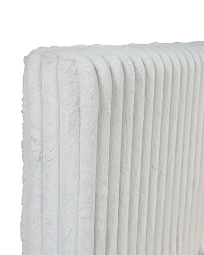 Zuraleus California  Upholstered Bed