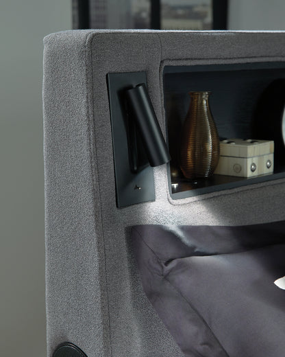 Verishaw  Upholstered Bed