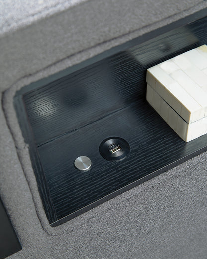 Verishaw  Upholstered Bed