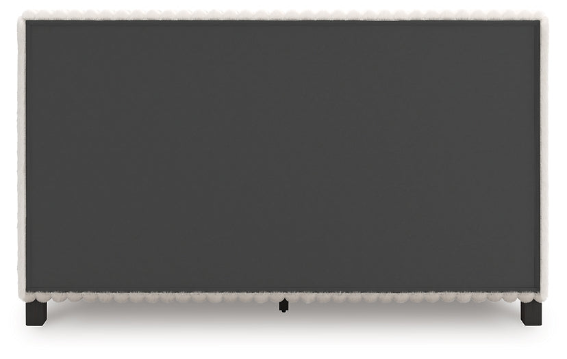 Zuraleus  Upholstered Bed