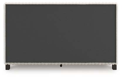 Zuraleus  Upholstered Bed