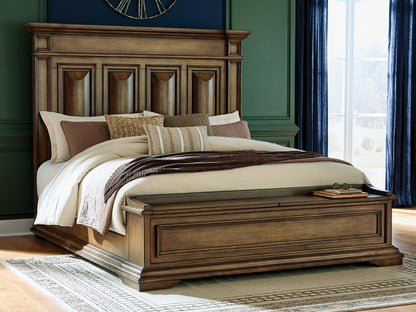 Frantanna California  Panel Storage Bed