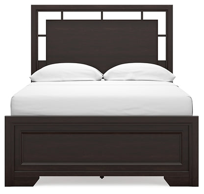 Covetown  Panel Bed With Mirrored Dresser And Nightstand