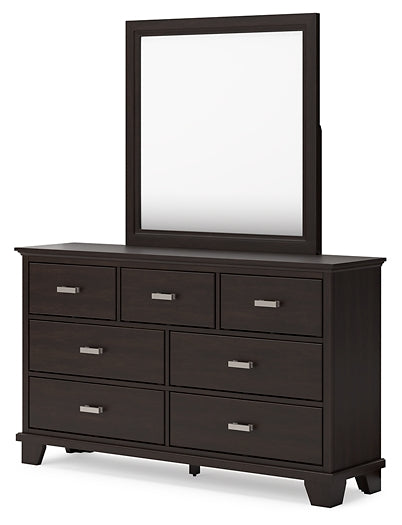 Covetown California  Panel Bed With Mirrored Dresser, Chest And Nightstand
