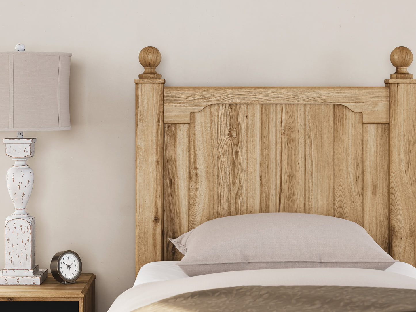 Aleaport  Panel Bed With Mirrored Dresser And Nightstand