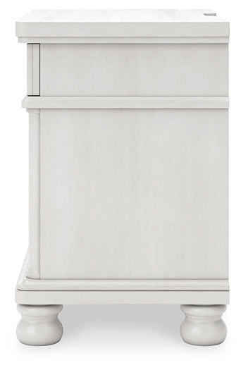 Rowlenstown California  Poster Bed, Dresser, Mirror And Nightstand